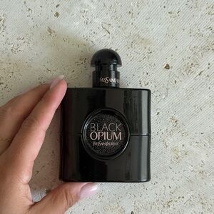 Yves Saint Laurent Black Opium – 50 mL